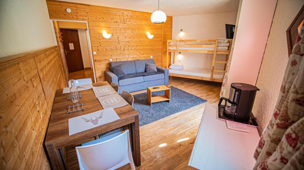 Aparthotel Le 1650 By Infini Mountain Les Orres Exterior foto